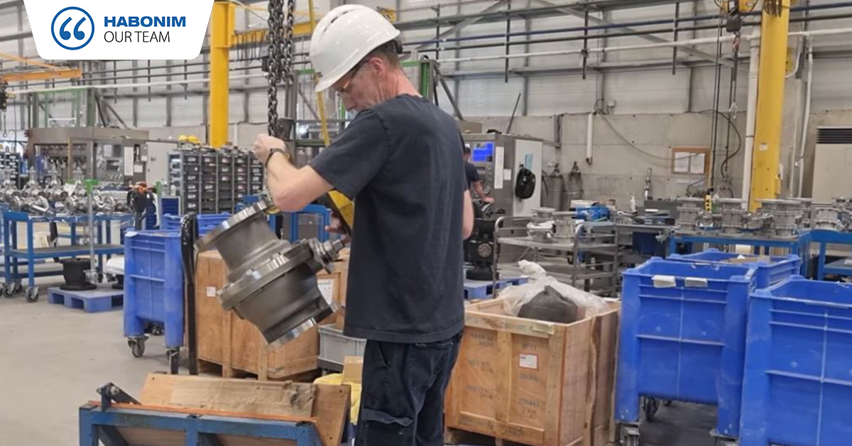 David McLoughlin, Valve Assembler - talks about working at Habonim